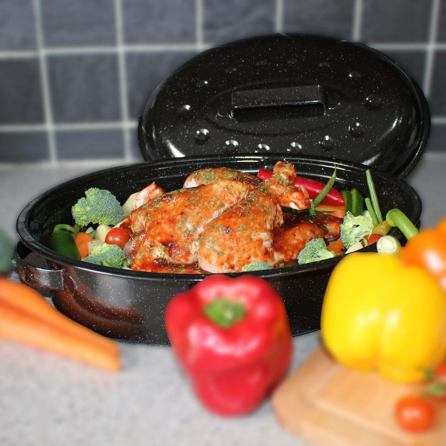 Image of Homiu Enamel Roaster 33cm - Black