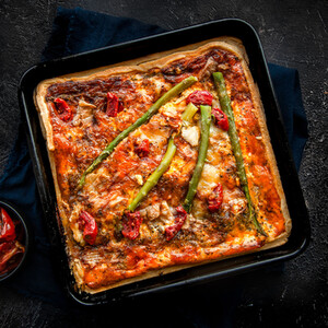 MasterClass Vitreous Enamel Square Pan