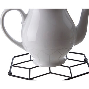 Vertex Contour Matte Black Trivet