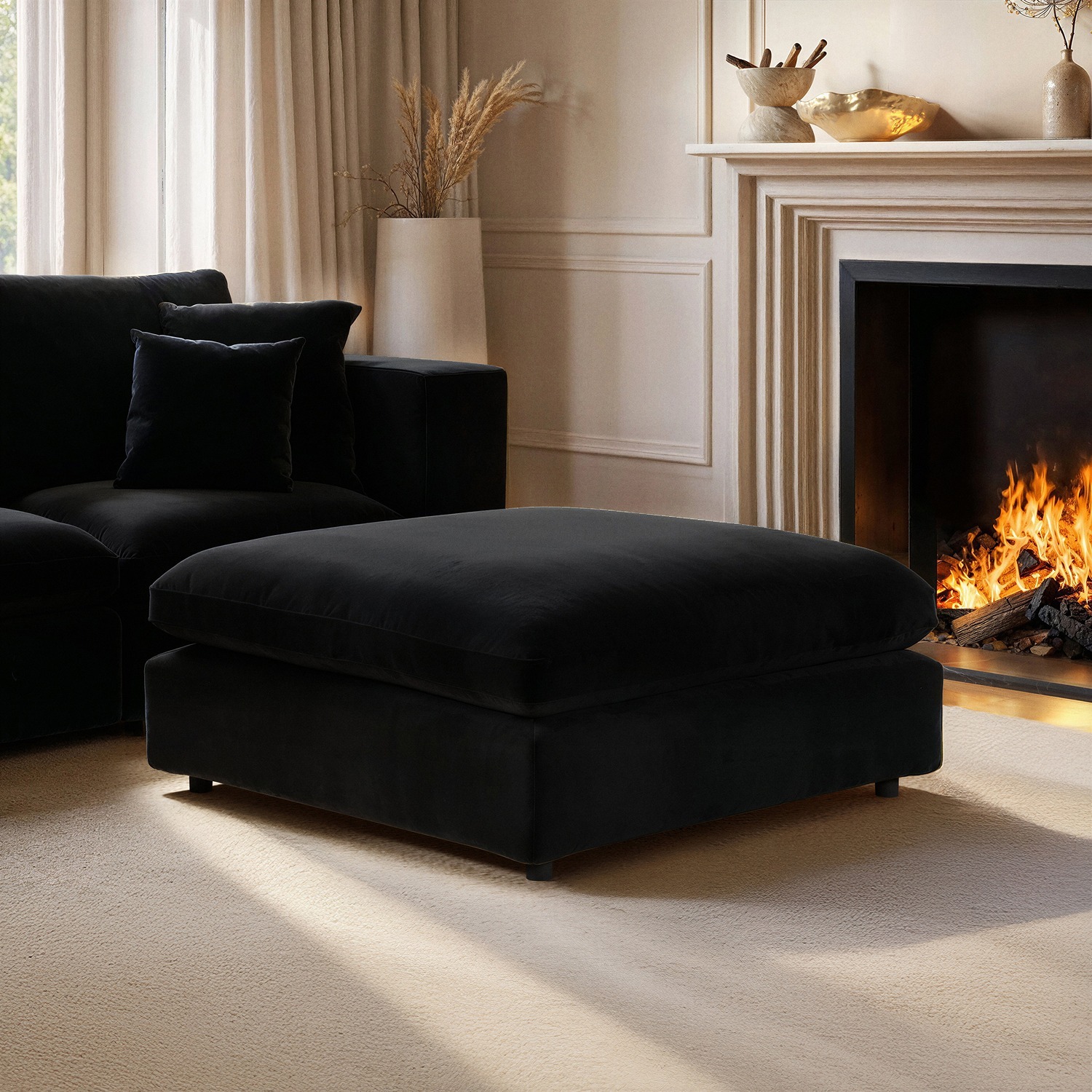 Solace+Co Asher Footstool Black Velvet, Black