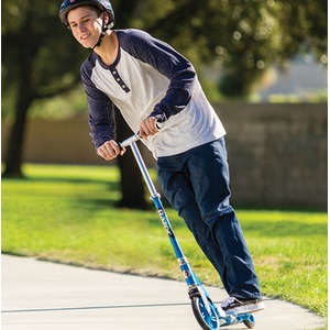 Razor A5 Lux Kick Scooter  Foldable, Adjustable Handlebars, Lightweight