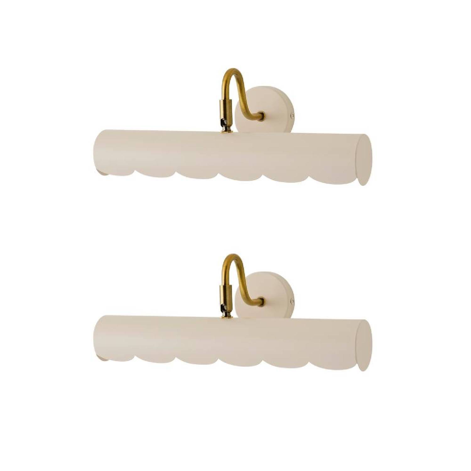 Valuelights Millie Flower Style Scallop Edge Adjustable Picture Wall Light - Cream / Yes - Cream / 4