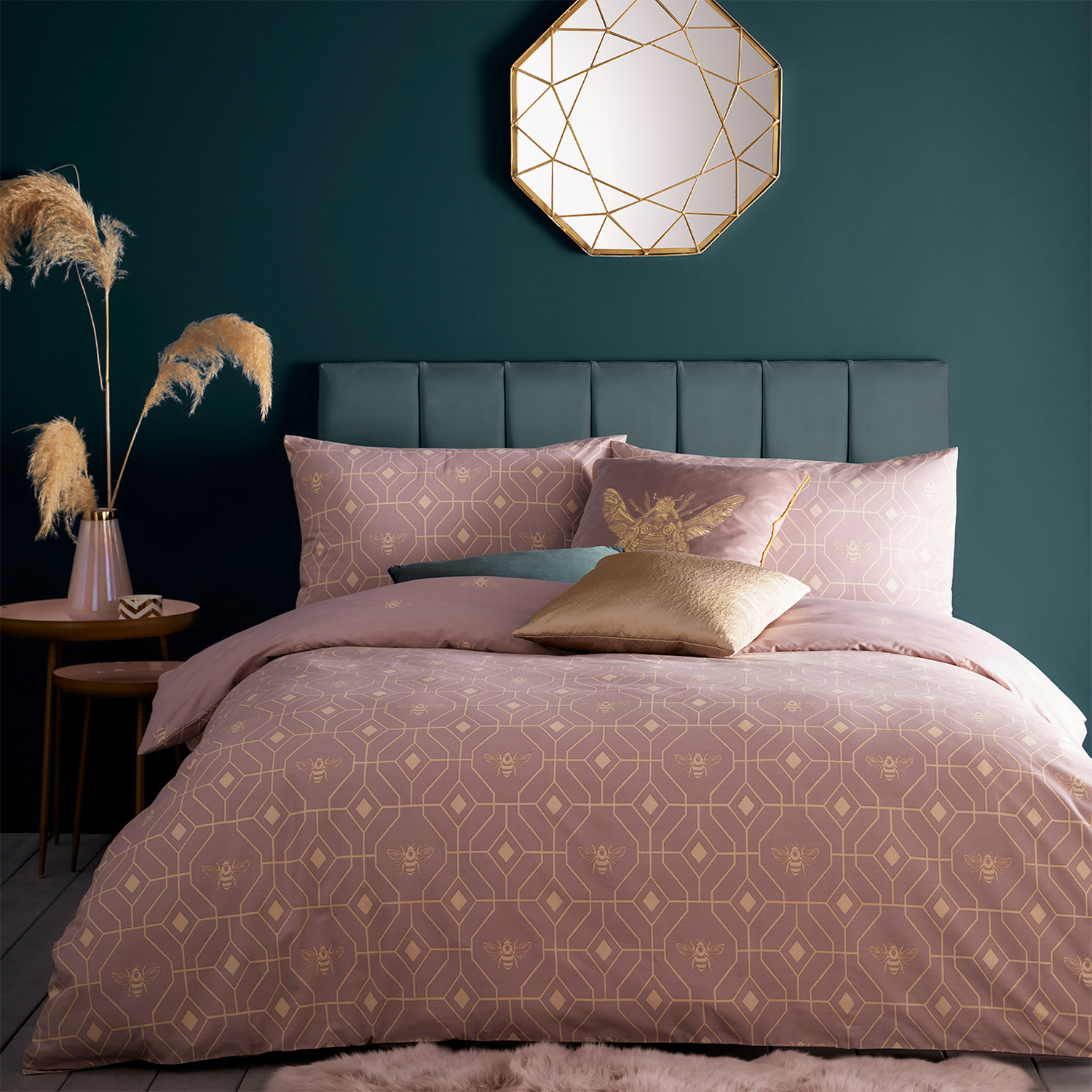 Geometric Bee Duvet Cover Set - Blush / King