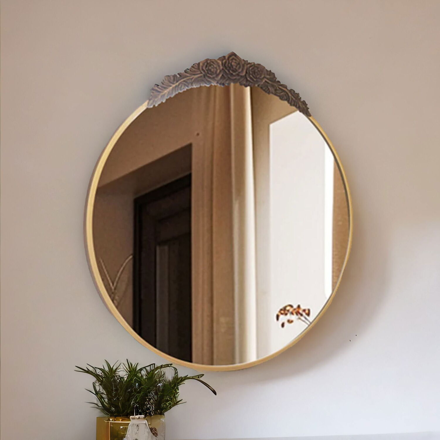 Round Embossed Retro Wall Mirror - Gold