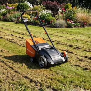 Yard Force 1500W 32cm Electric Lawn Scarifier