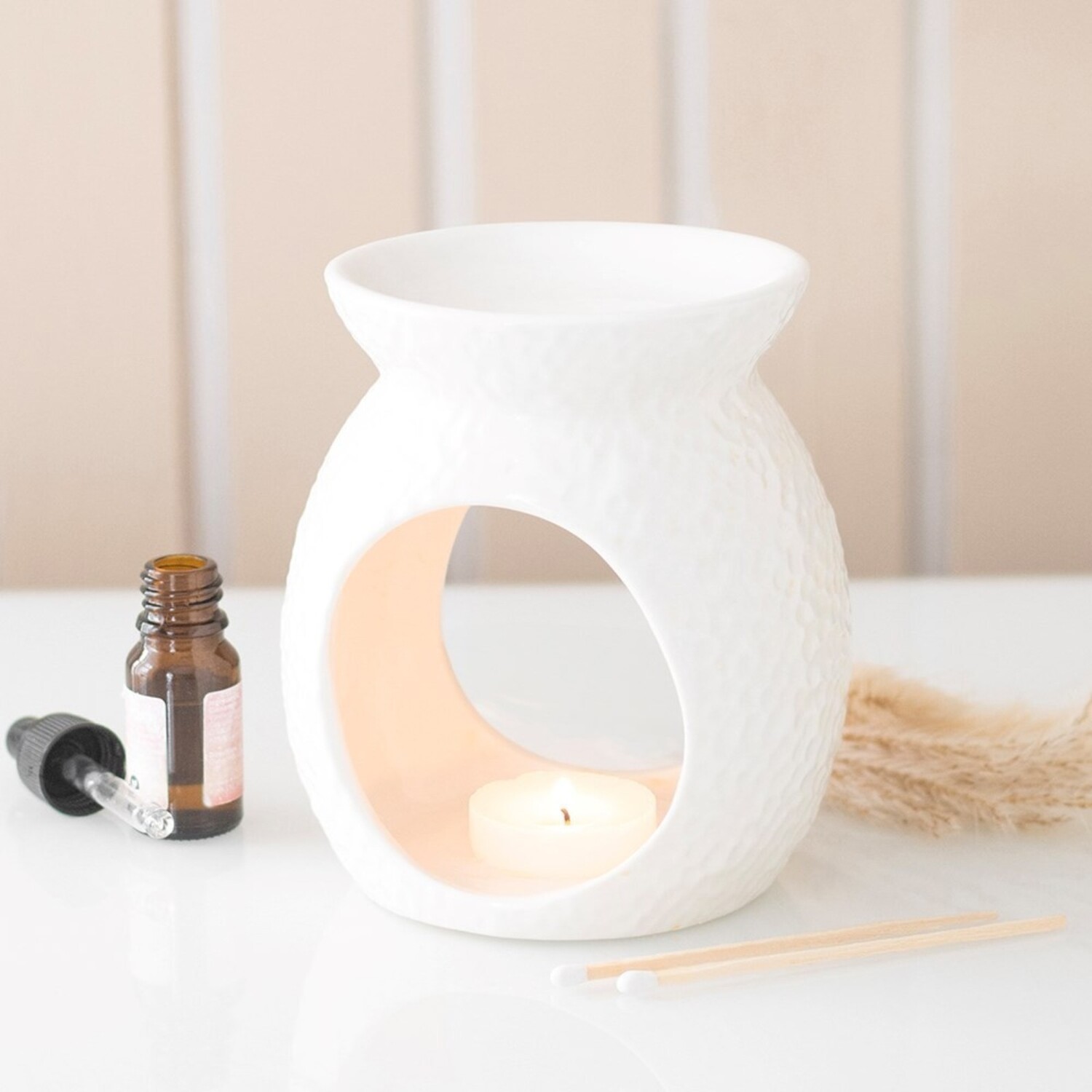 Kingsbury Gifts Dimpled Oil Burner And Wax Warmer