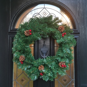 Premier Christmas Wreath With Festive Berry and Cones