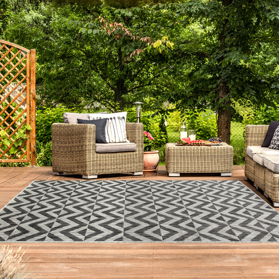 Geometric Flatweave Outdoor Rug