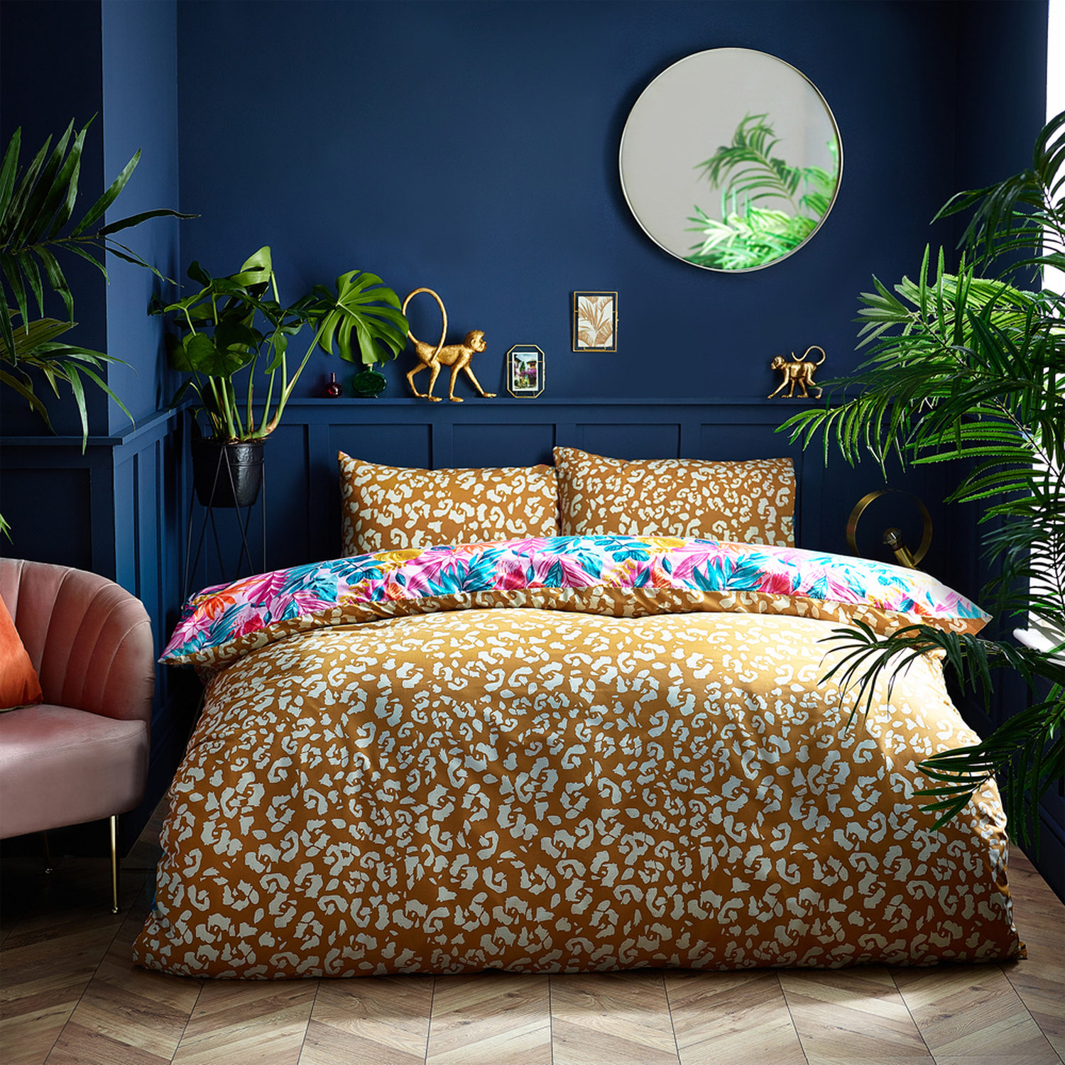 Psychedelic Jungle Tropical Duvet Cover Set - Pink Superking