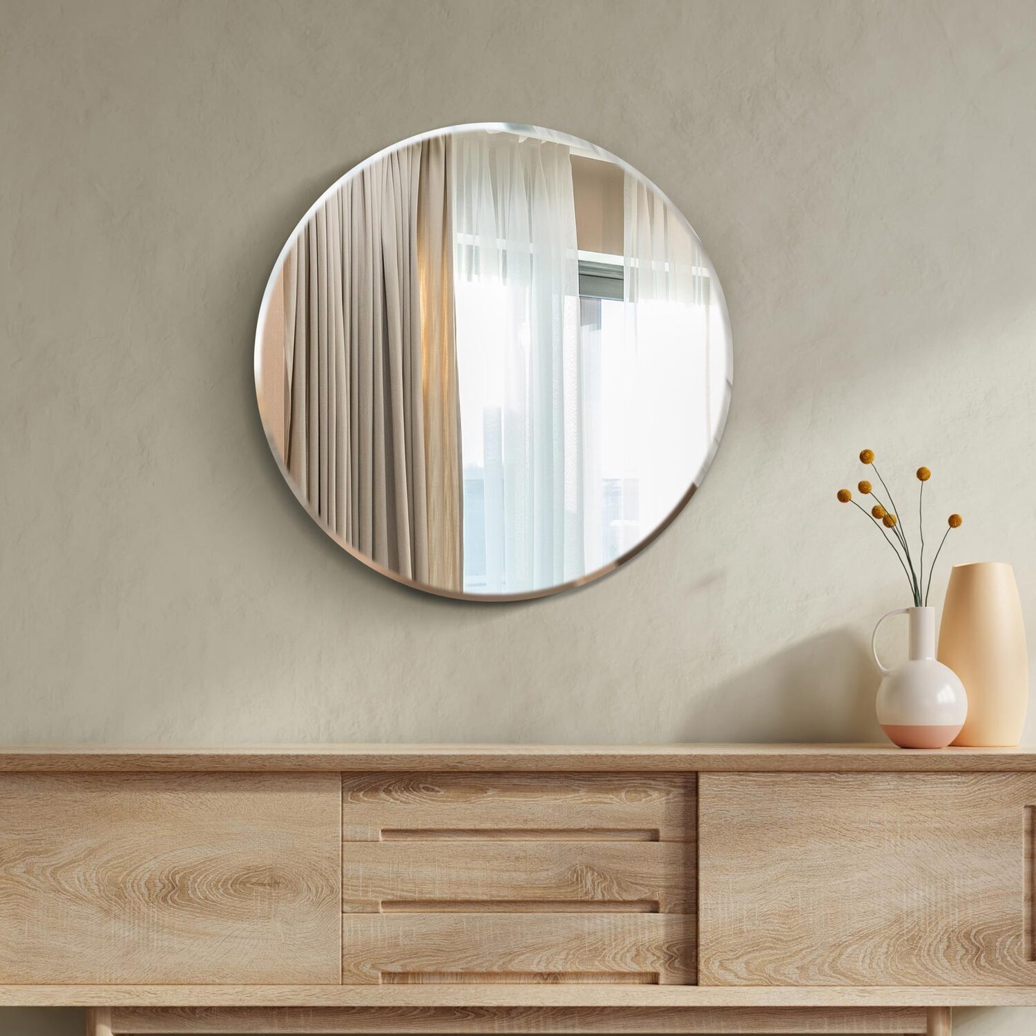 MirrorOutlet Bevelled Classic Design Round Mirror 70 x 70cm - Clear