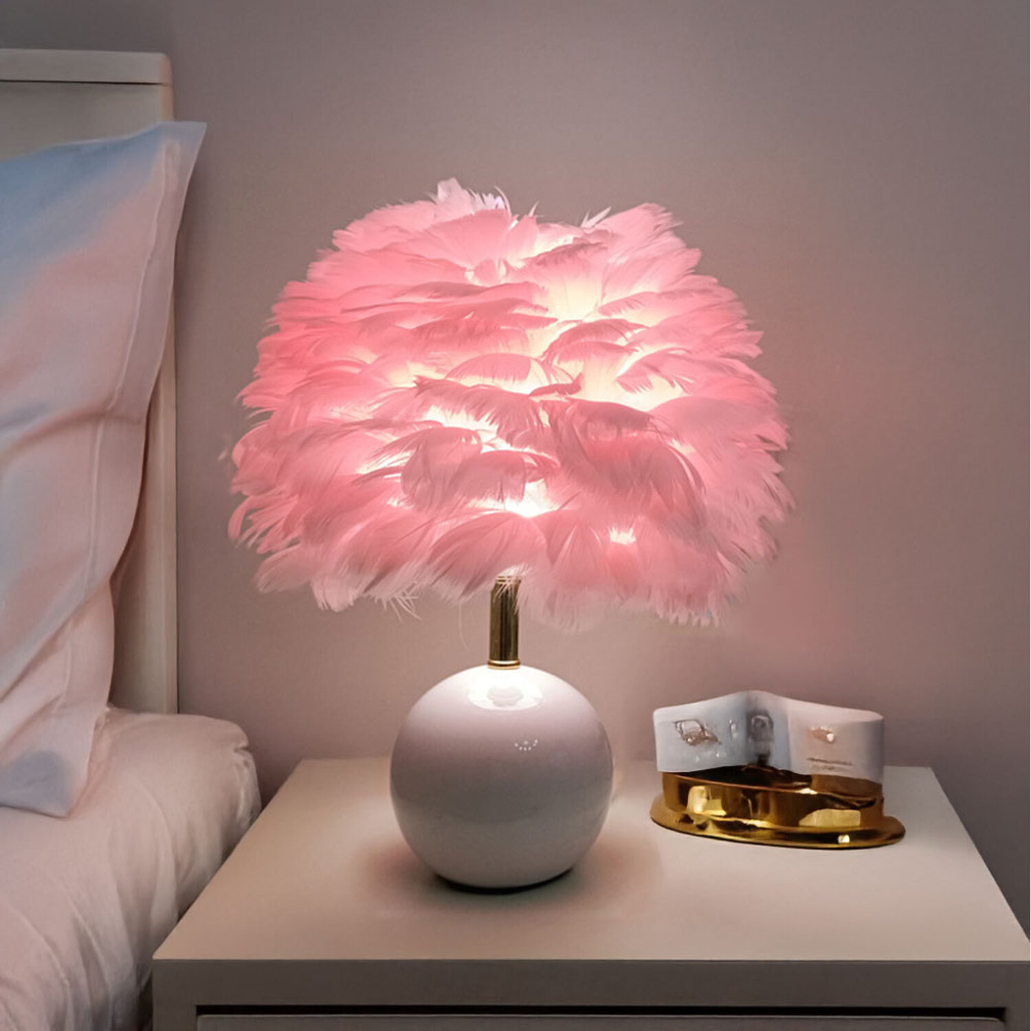 Image of Feather Lampshade with Round Ceramic Base&hellip;
