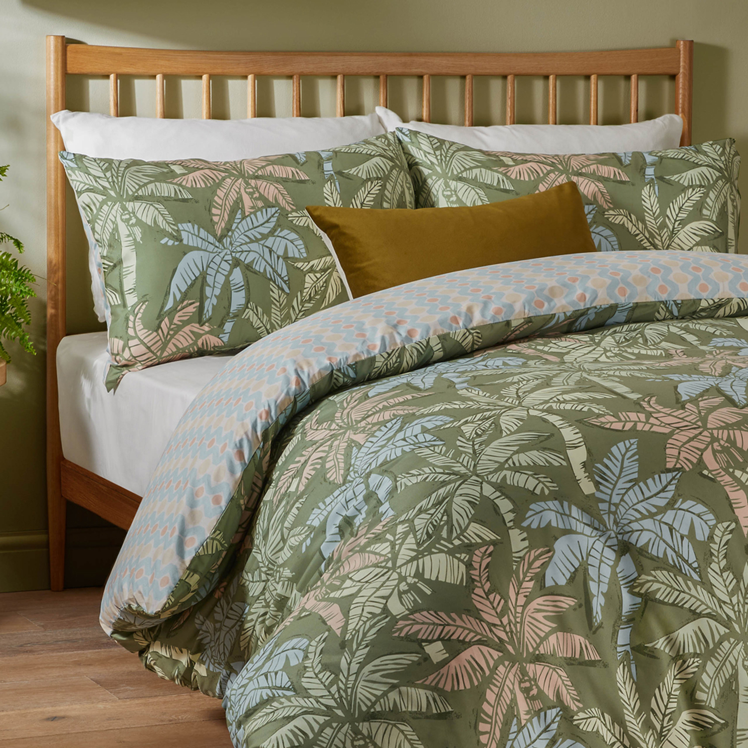 Kentia Printed Soft Touch Duvet Cover Set - Palm Green Single