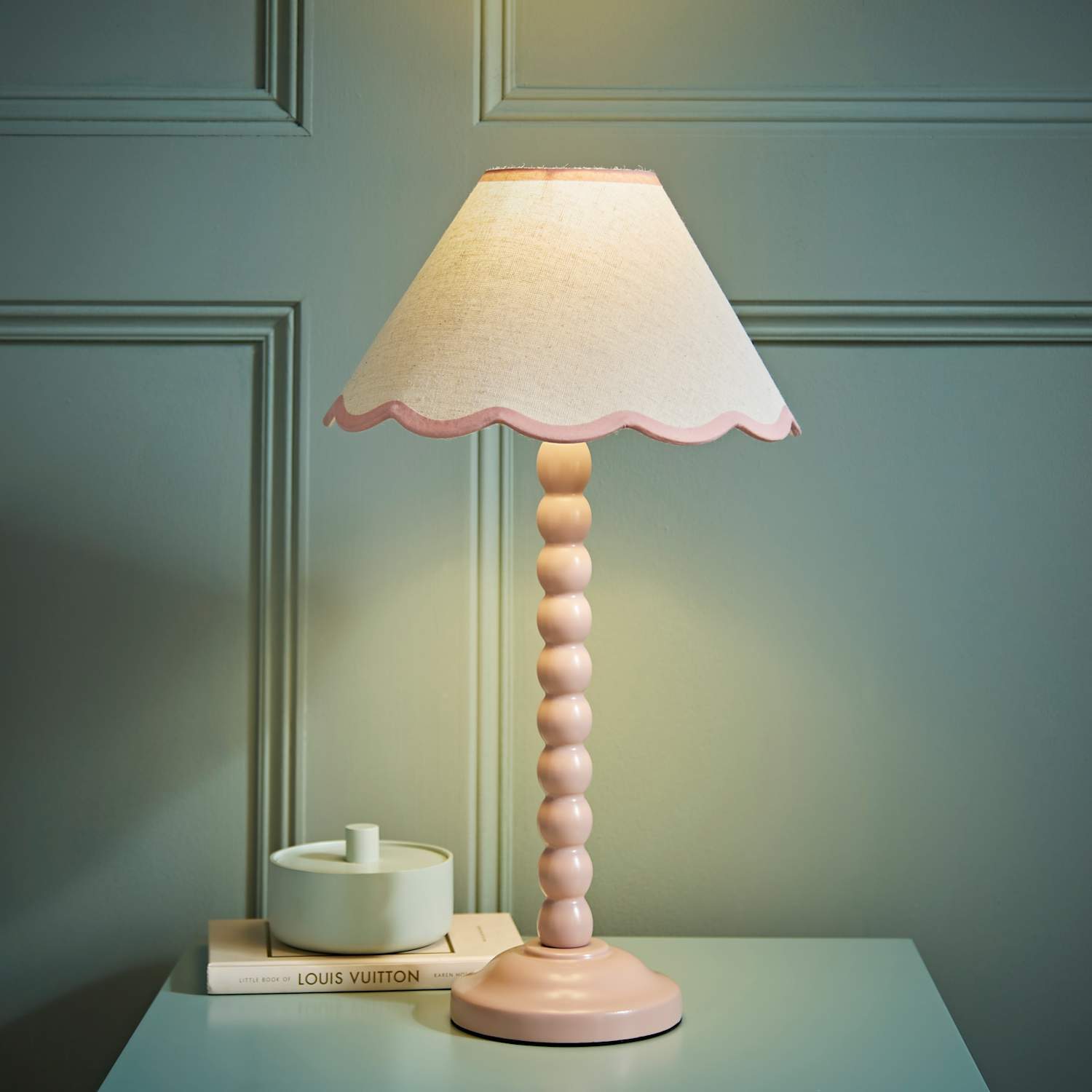 Valuelights Bobbin Rose Pink Bobbles Table Lamp With Trim Scallop Shade - Rose Pink / Yes - Image 4