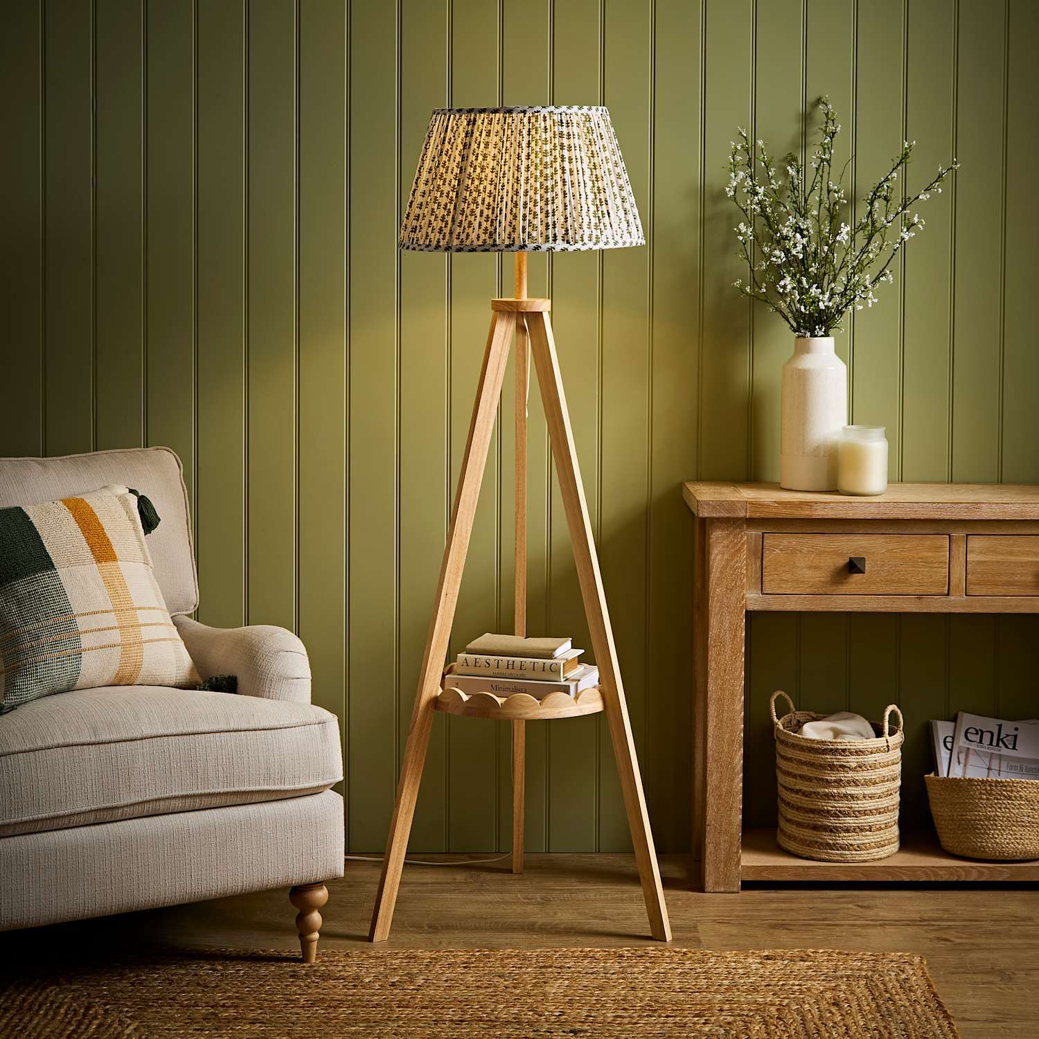 Morrigan Floral Pleated Shade Scallop Tripod Led Floor Lamp With Bulb Green Valuelights - Image 3