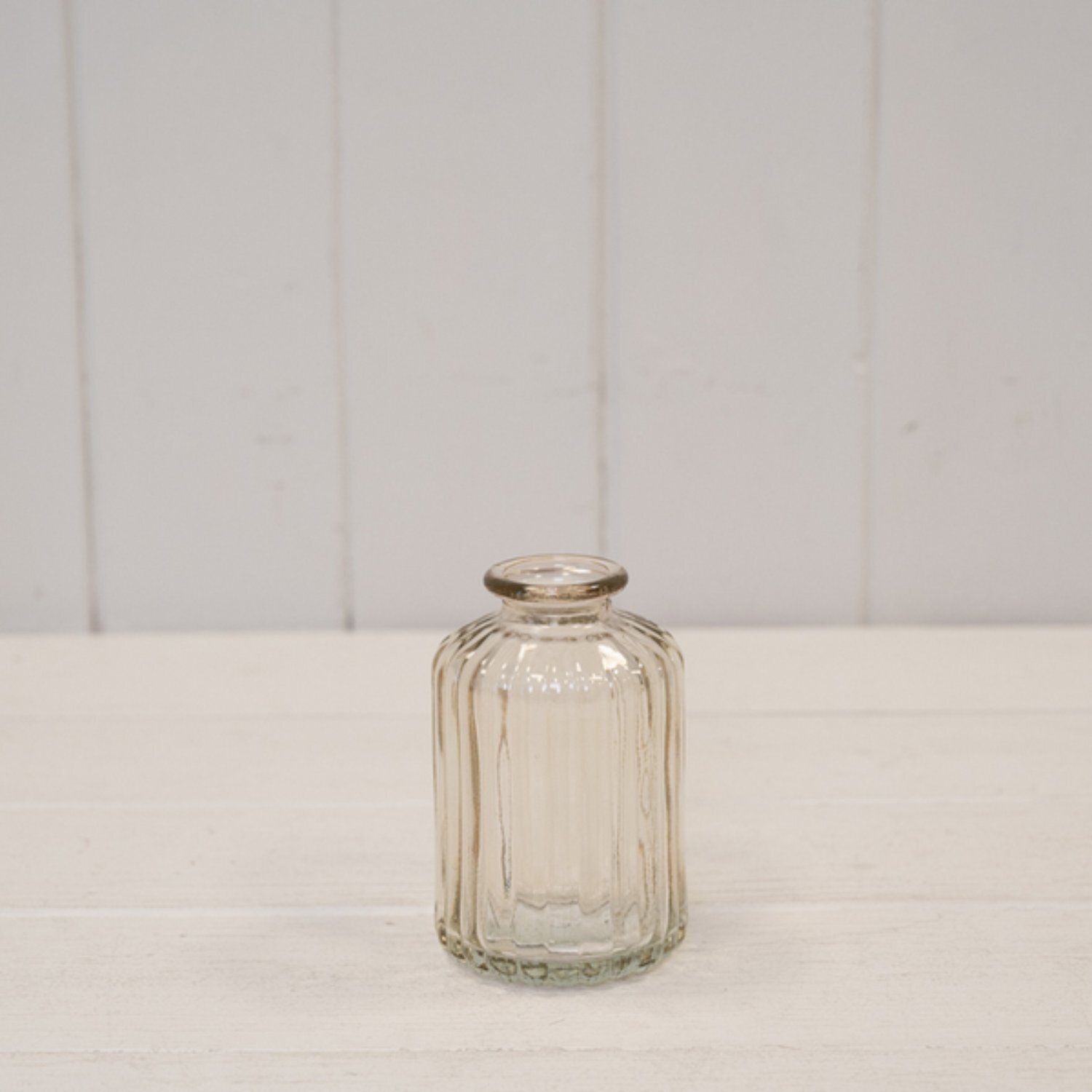 Kdmd Smokey Brown Ribbed Glass Bottle - Brown