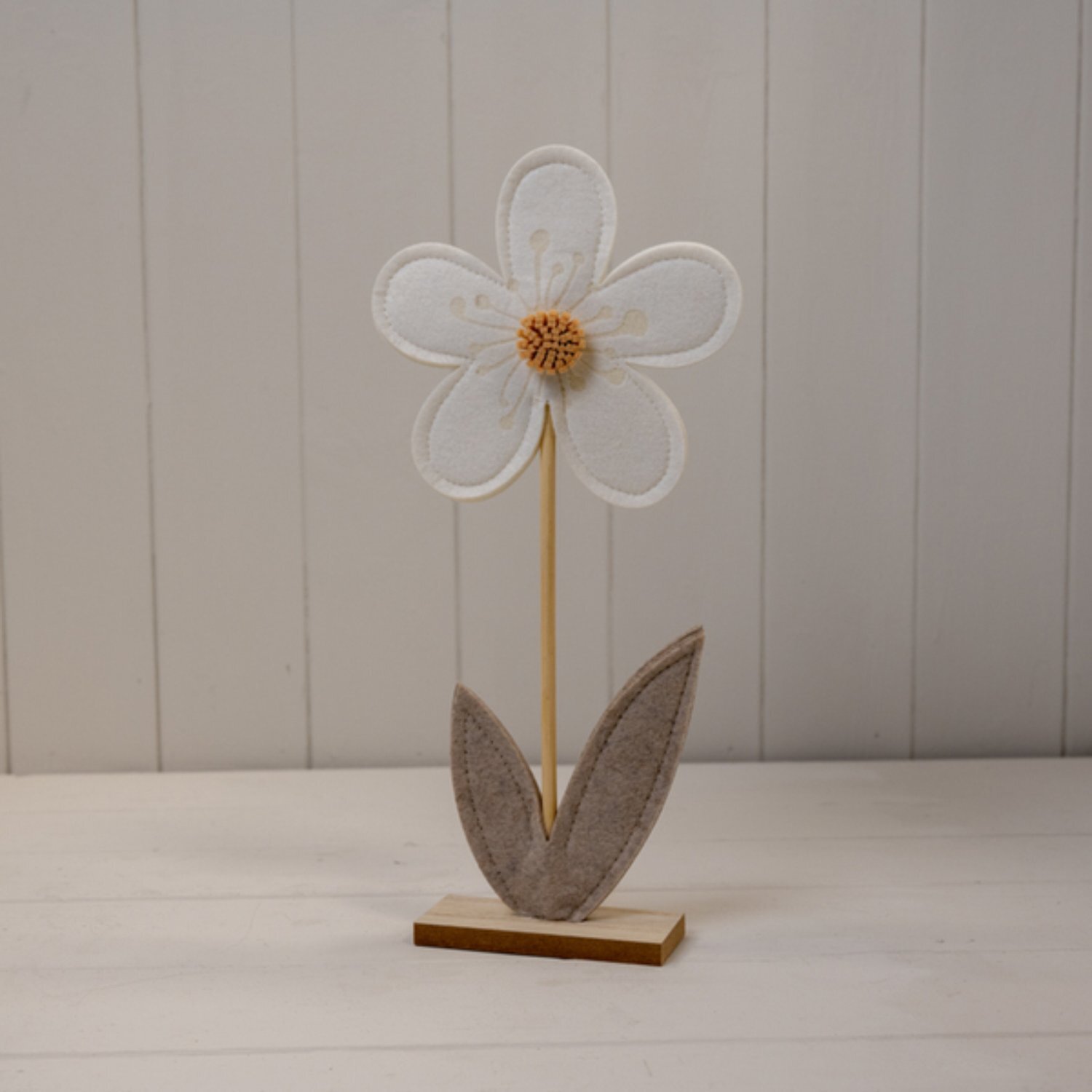 Kdmd Unisex Cream Large Felt Flower On Wooden Base Decoration - Image 2