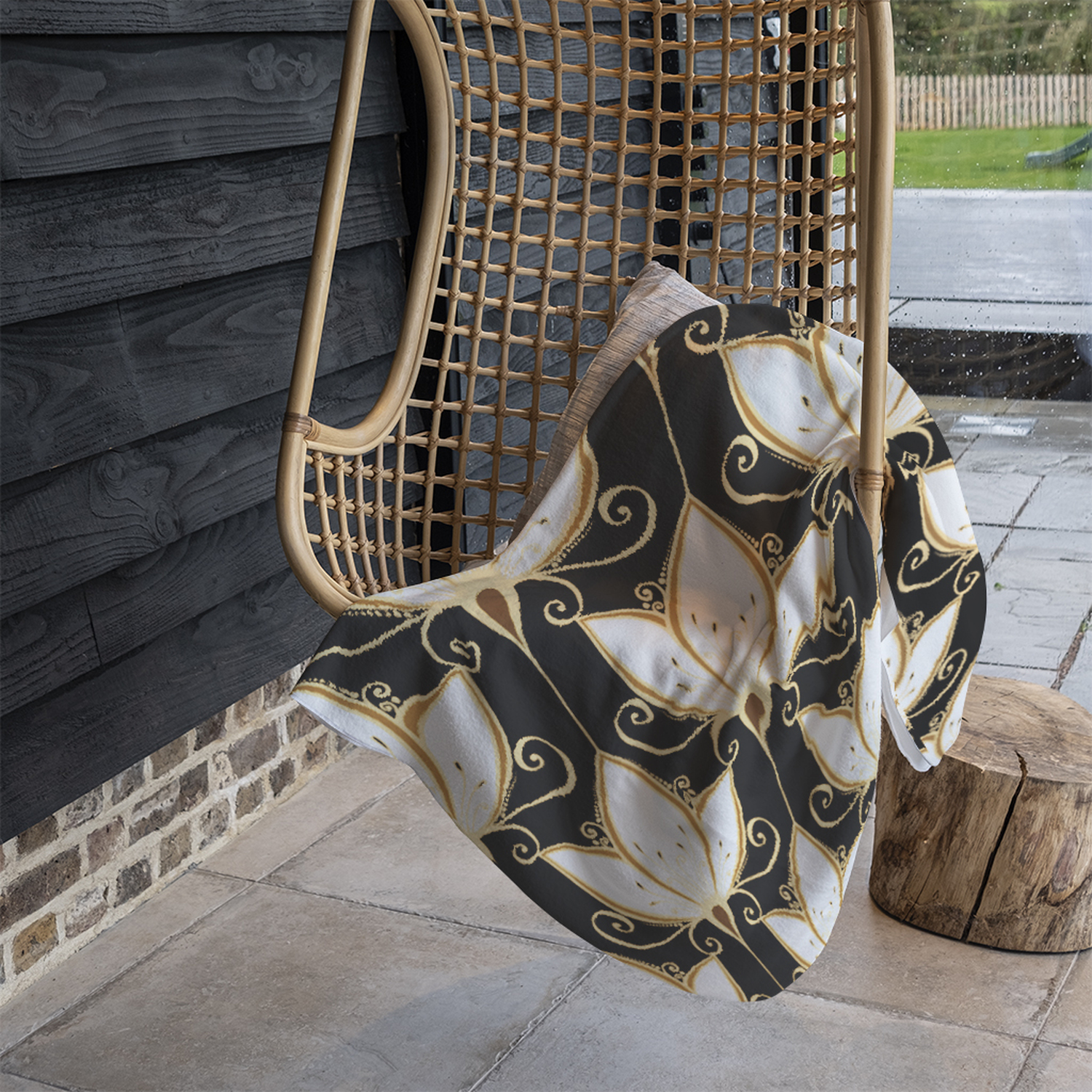 Black  Gold Floral Pattern Blanket - Gold