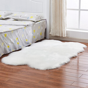 Livingandhome Irregular Shaped Shaggy Area Rug