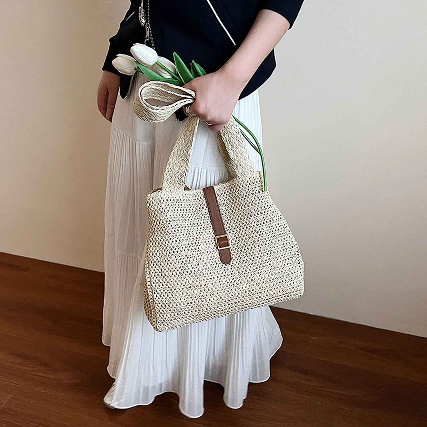 Women Woven Straw Tote Bag