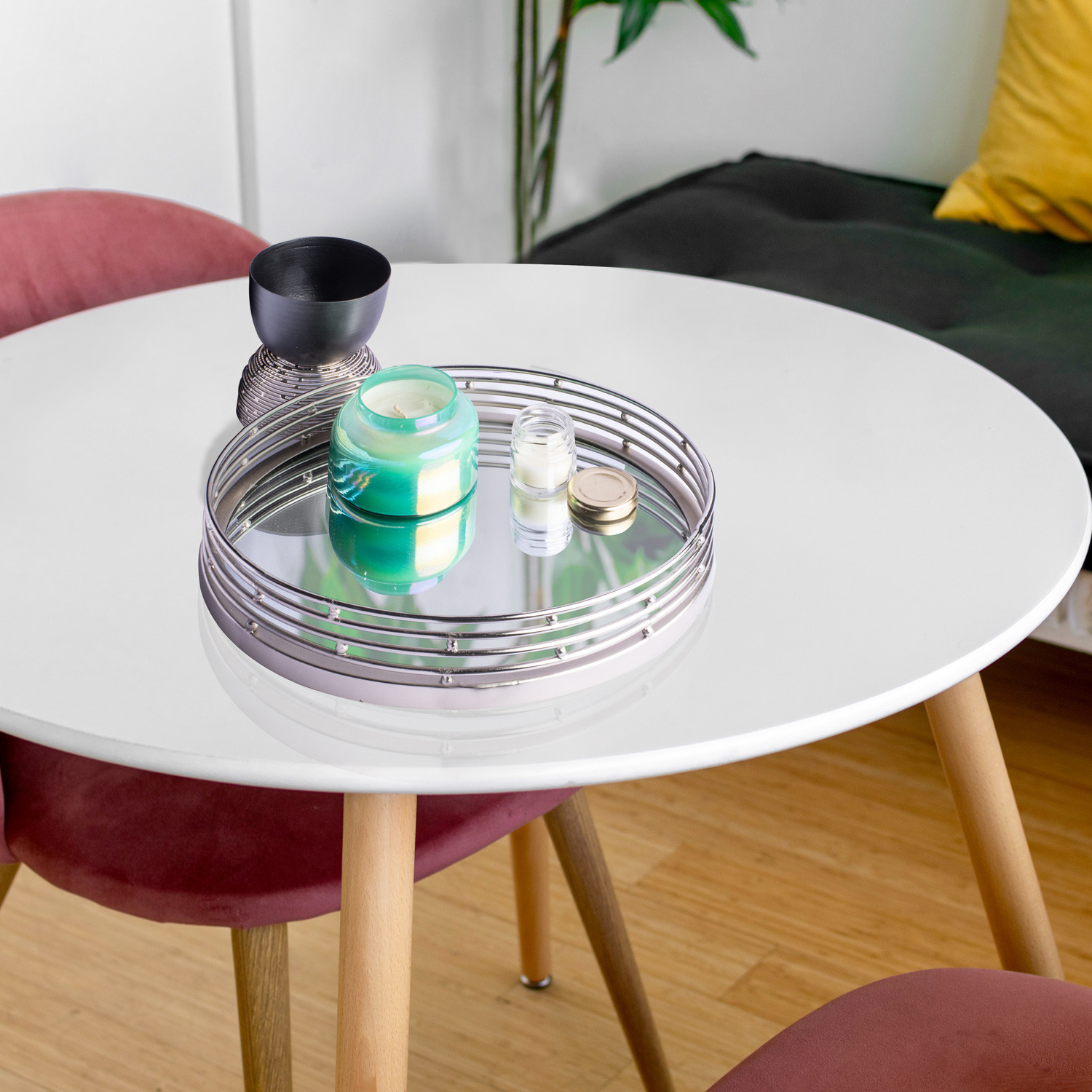 Image of Green Decore Paz Circular Modern Silver Iron Tray 31 CM Round - Silver