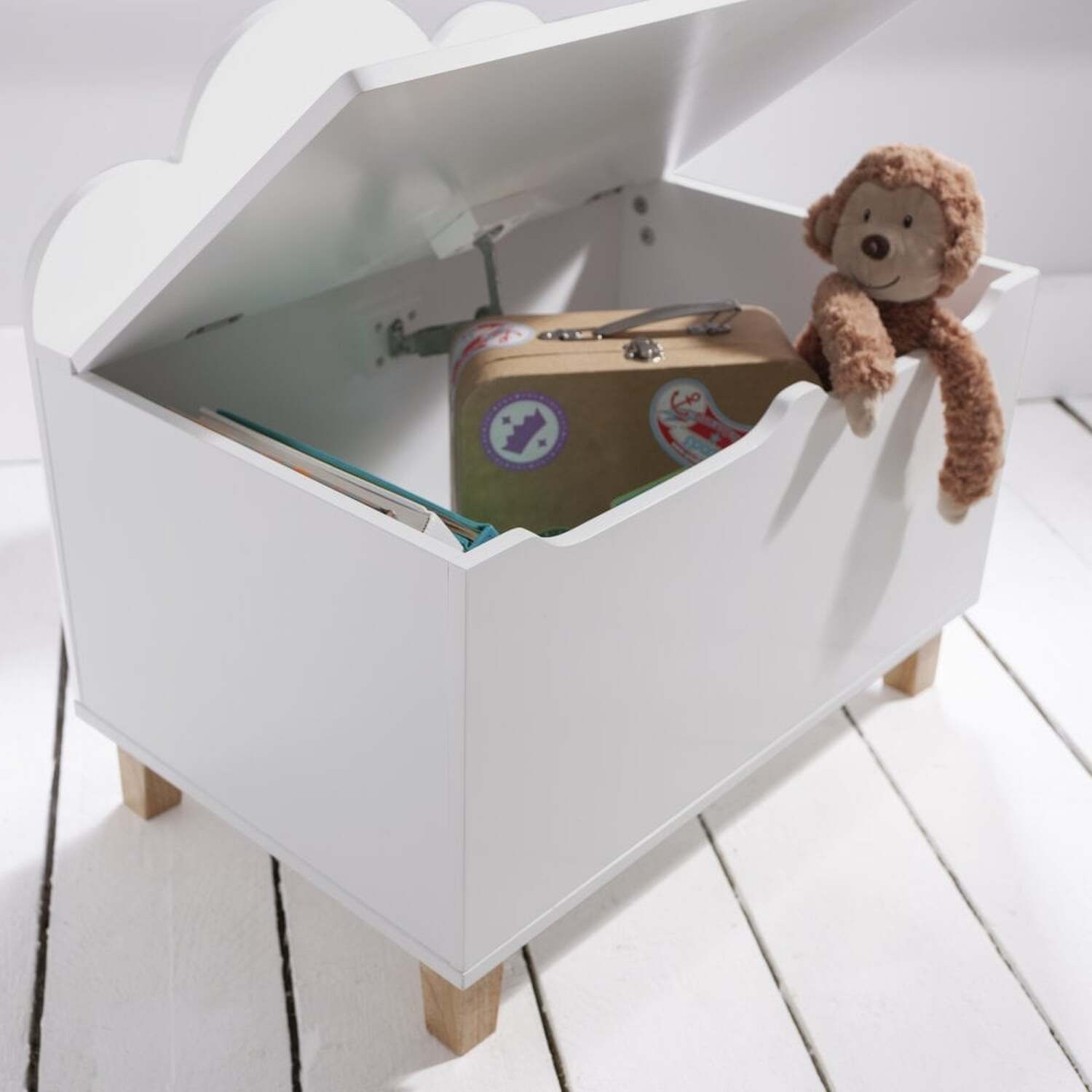 Sigrid Toy Box In White And Natural Pine - White