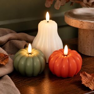 Set of 3 pumpkin candles