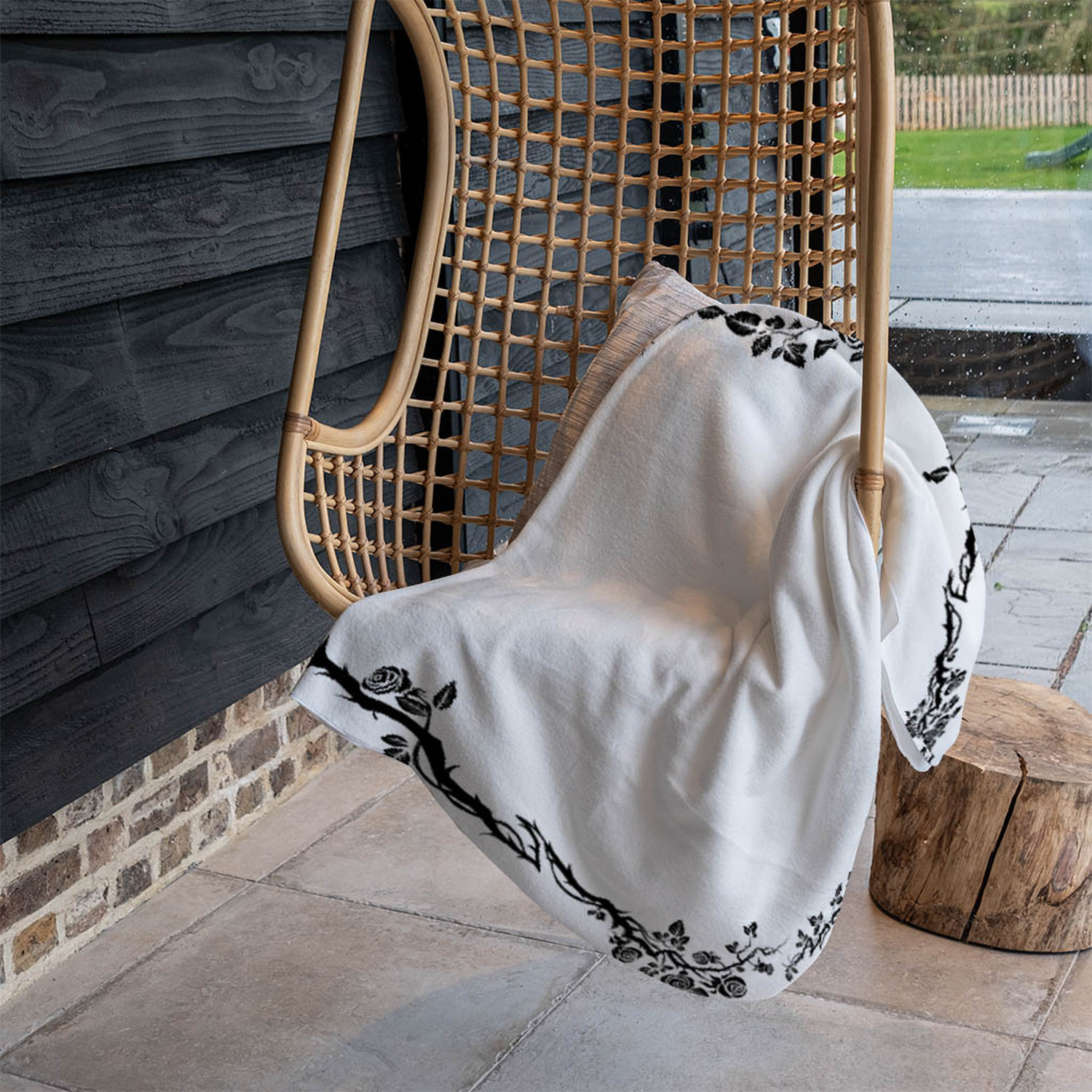 Rose  Vine Silhouette Blanket - Black