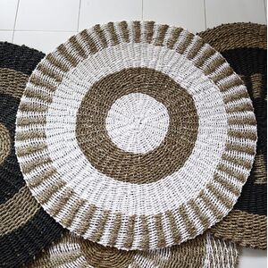 Hand-Woven Round Seagrass Rug - 1m Tan