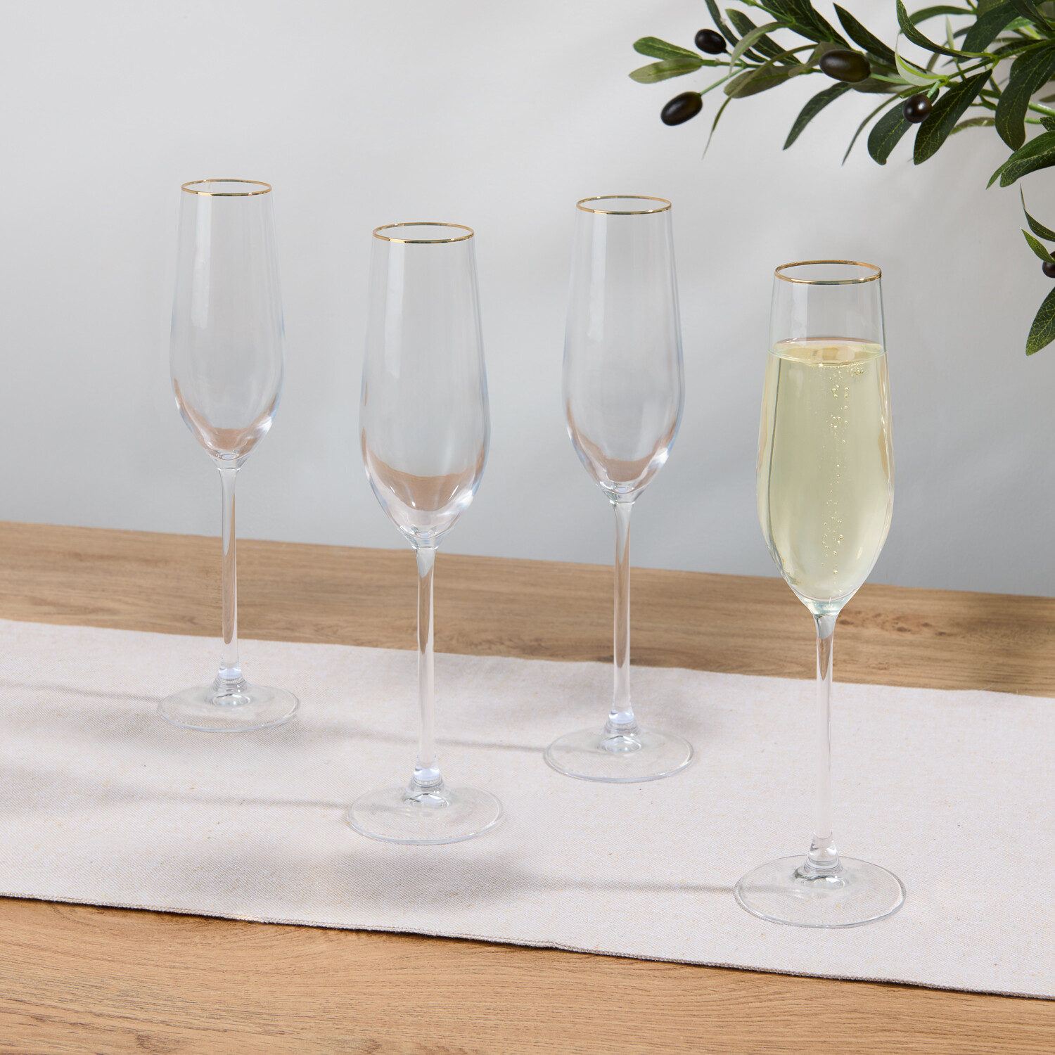 Image of Pack of 4 Gold Rim Champagne&hellip;