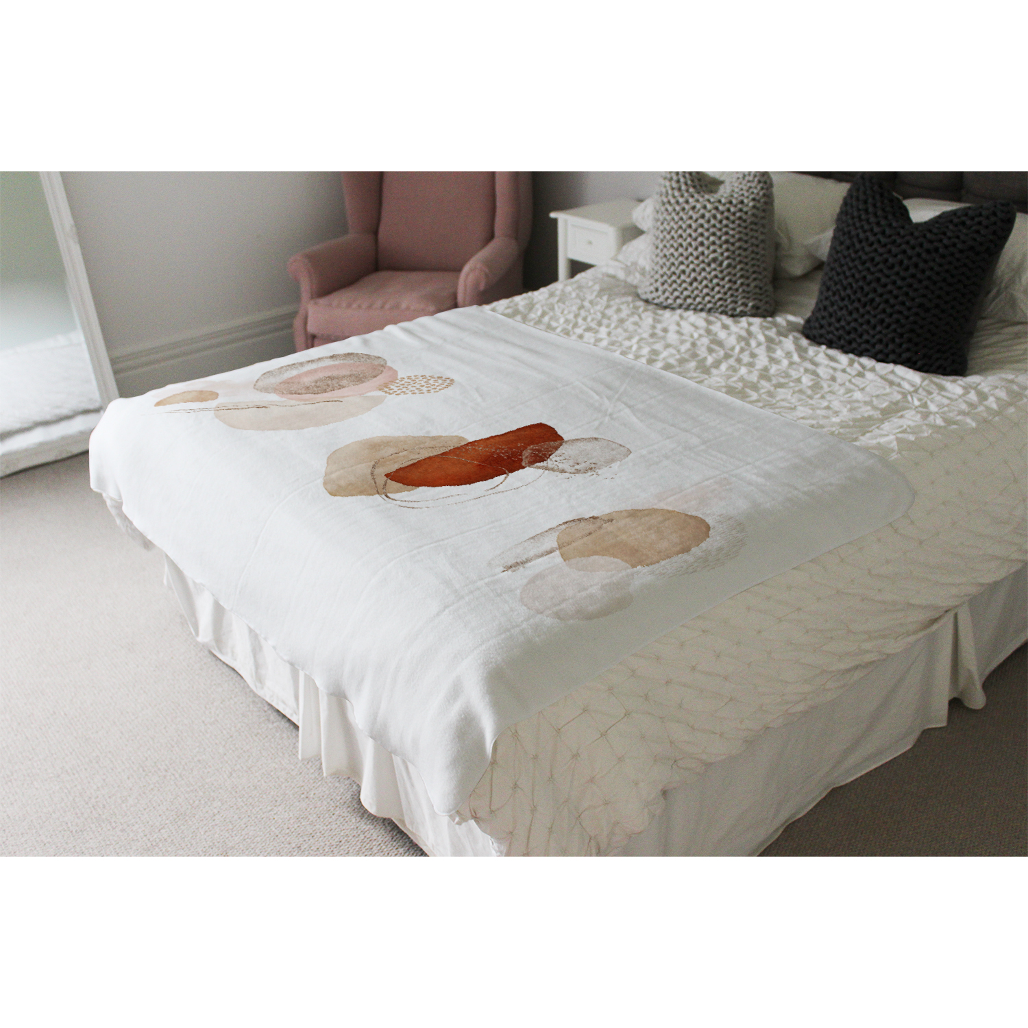 Ivory, Beige Watercolor Illustration And Gold Elements Blanket - White
