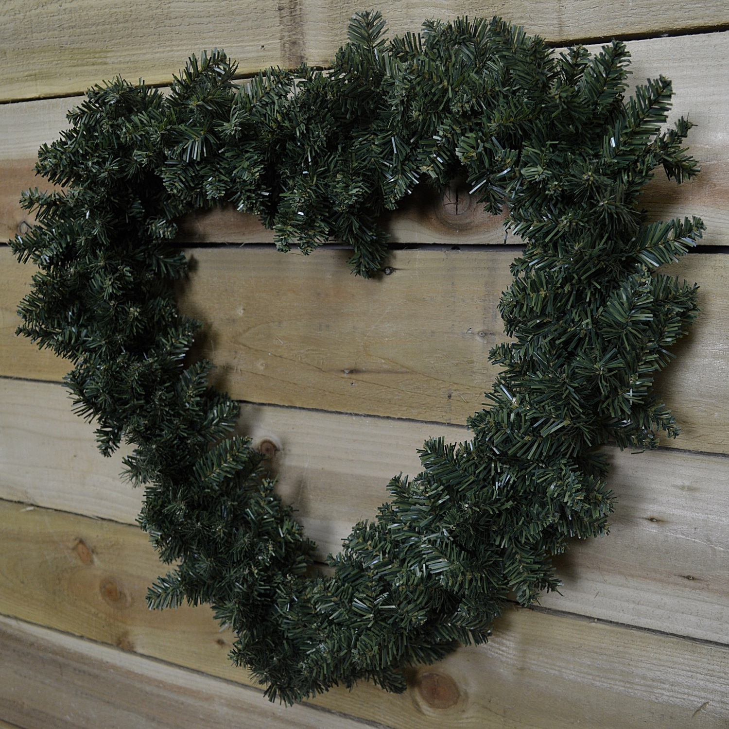 Samuel Alexander Luxury Heart Shaped Pine Christmas Door Wreath In Plain Green - Green