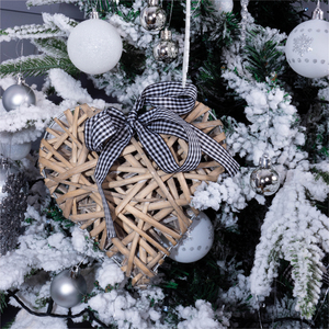 Light Grey Wicker Christmas Heart Woven Willow
