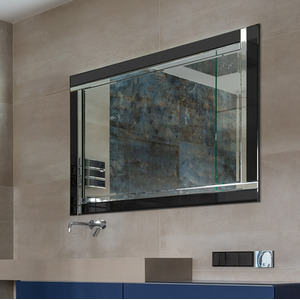 MirrorOutlet Calder Black Glass Venetian Mirror 120 x 80cm