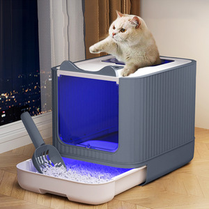 Large Closed Litter Box with UV Sterilisation Lamp