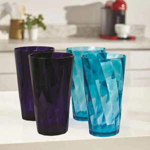 Set of 4 Plastic Drinking Tumblers