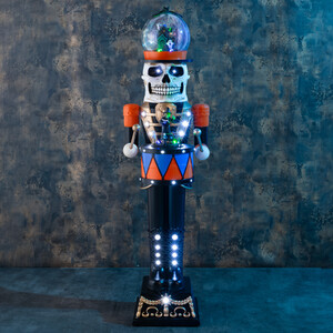 Halloween XL Standing Nutcracker Model