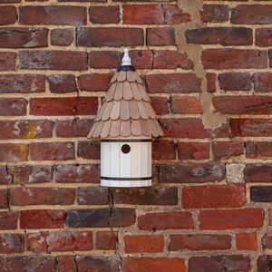 Green Bee Hive shot 14190494