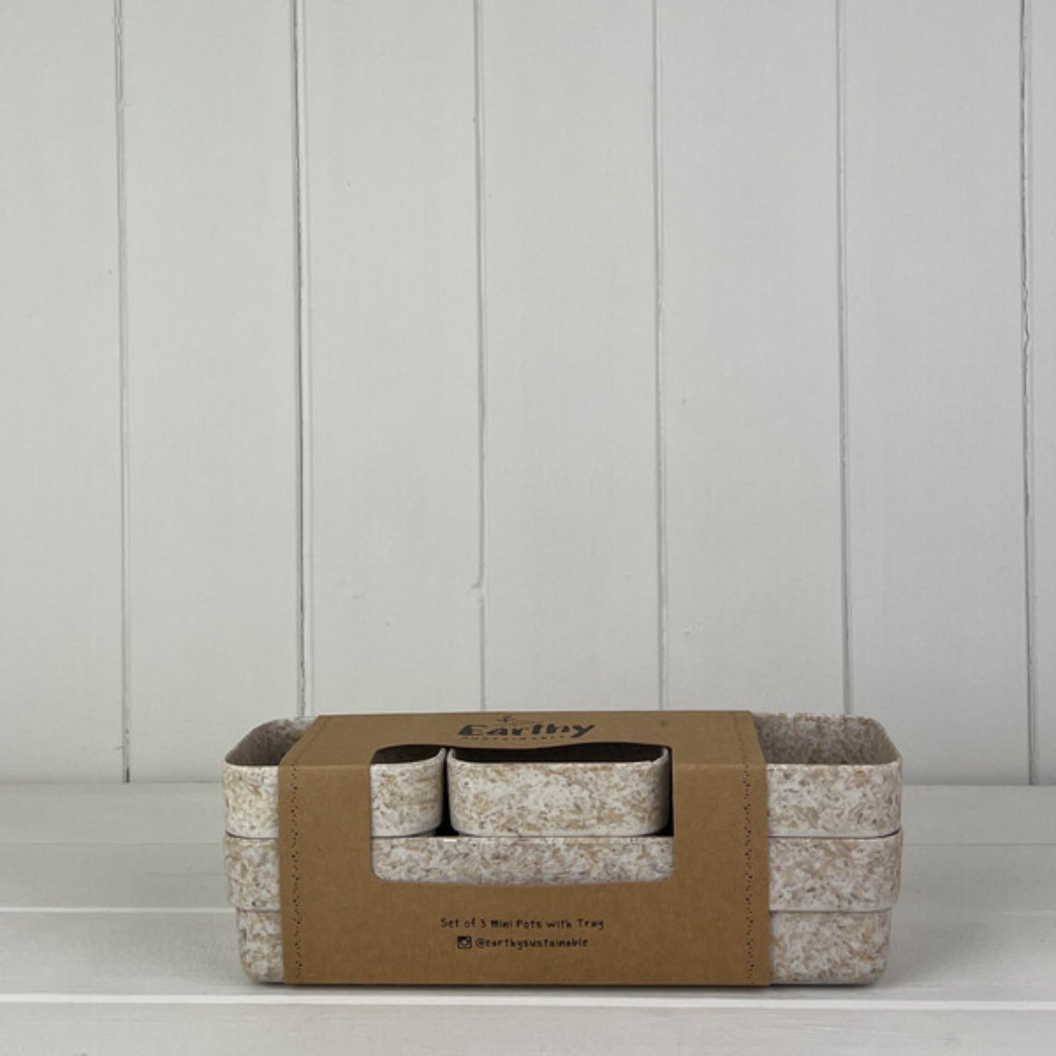 KDMD Earthy Oatmeal Chaff Trio Pots with Tray in Light Sand