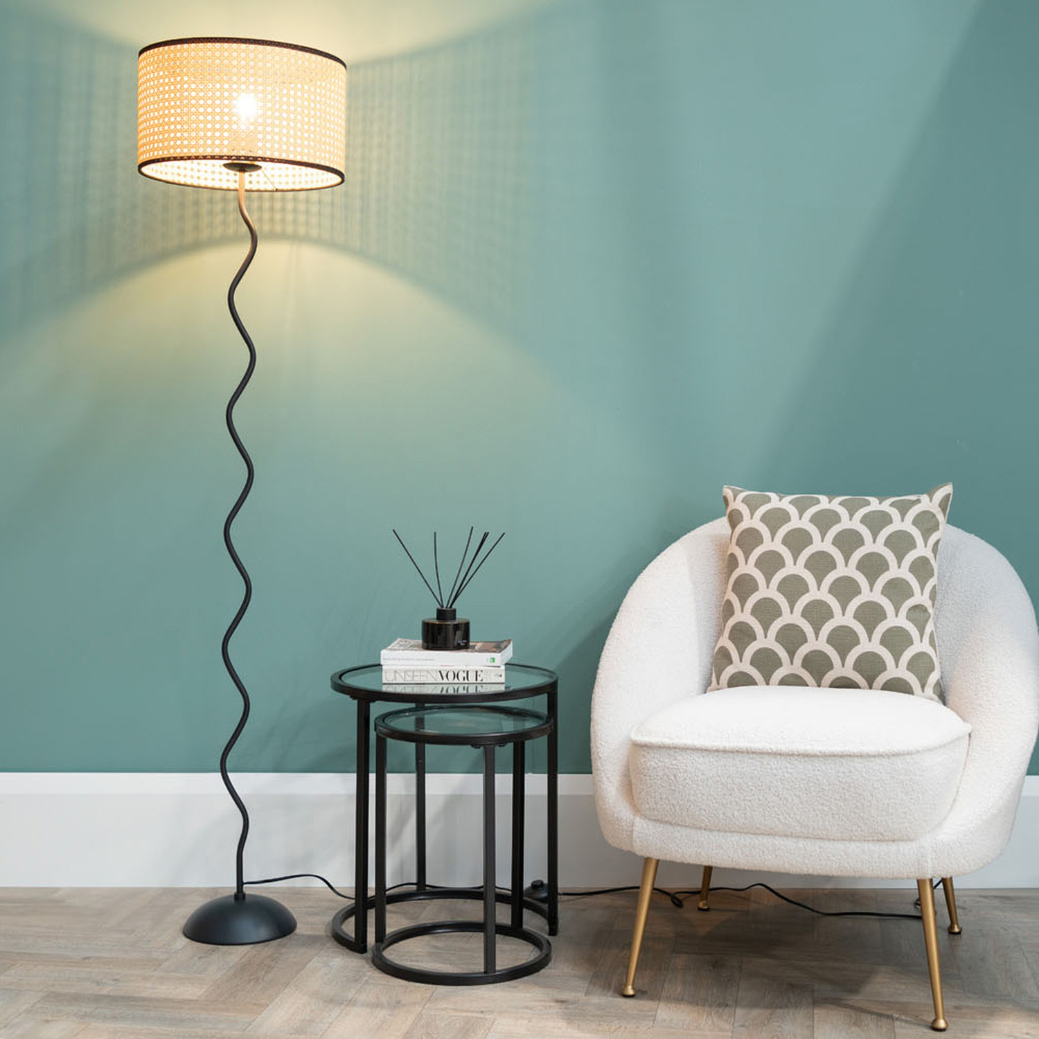 Image of Wiggle Black Metal Floor Lamp With&hellip;