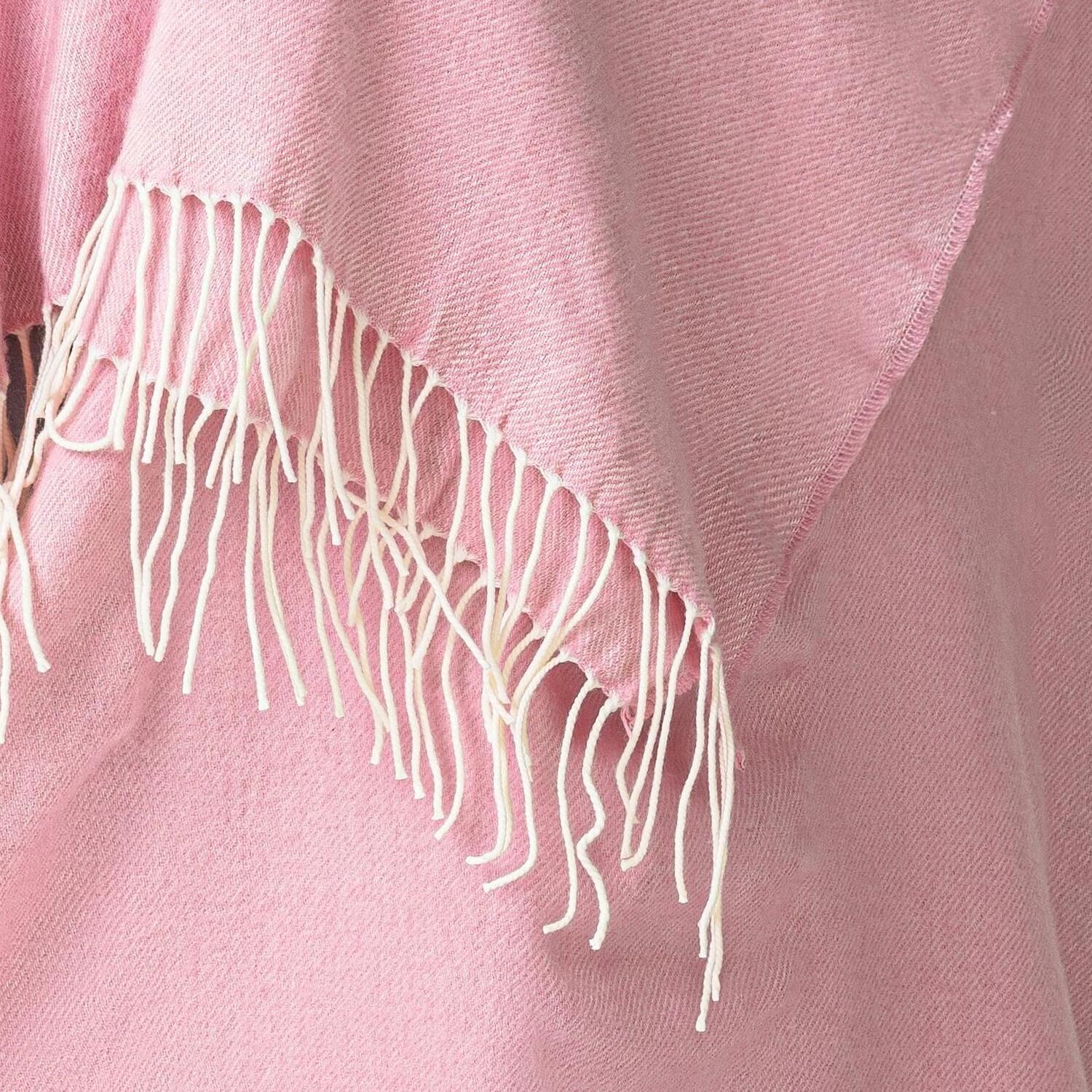 100 Acrylic Throw - 150cm X 125cm - Pink