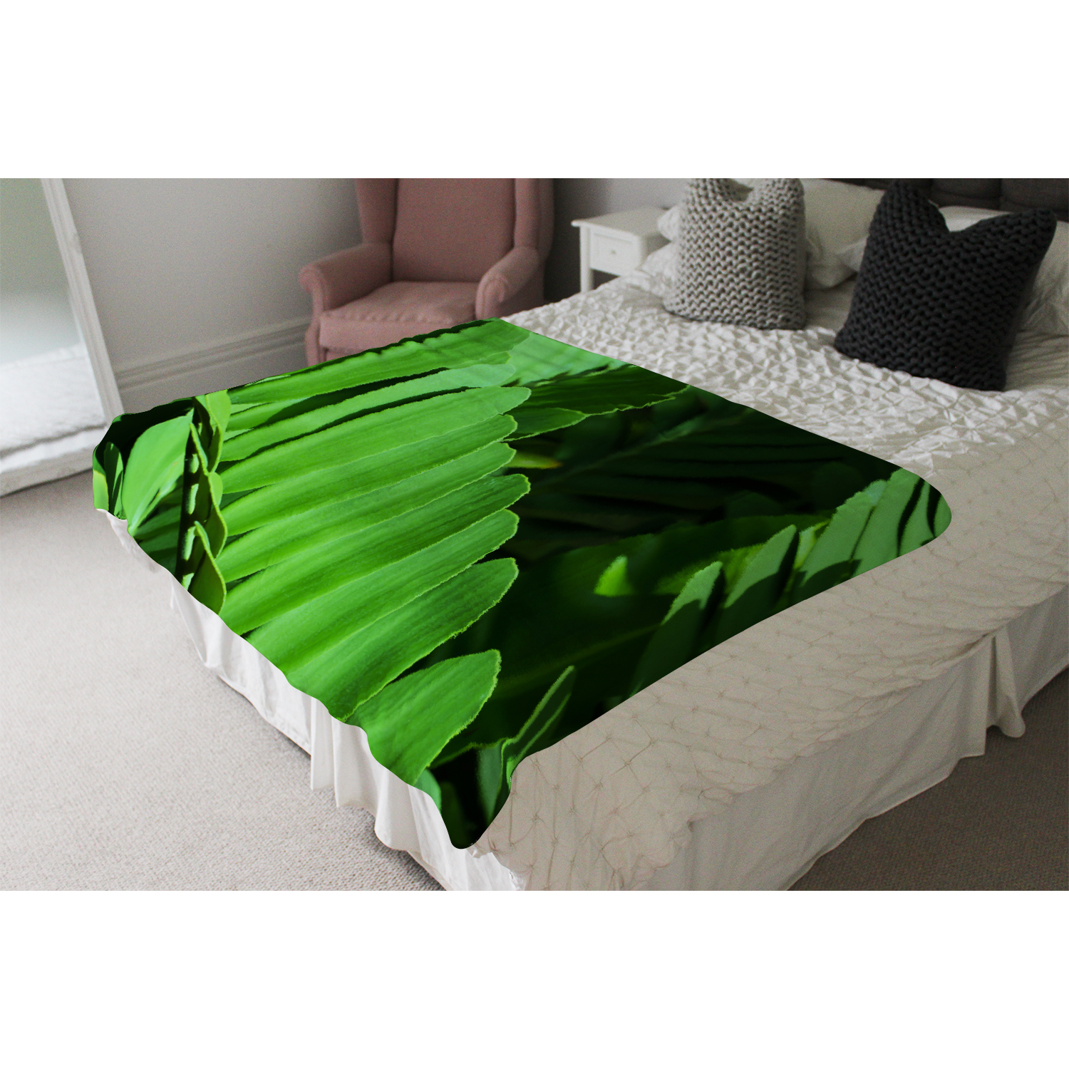 Natural Dark Green Leaves, Long Slender Green Leaves Blanket - Green