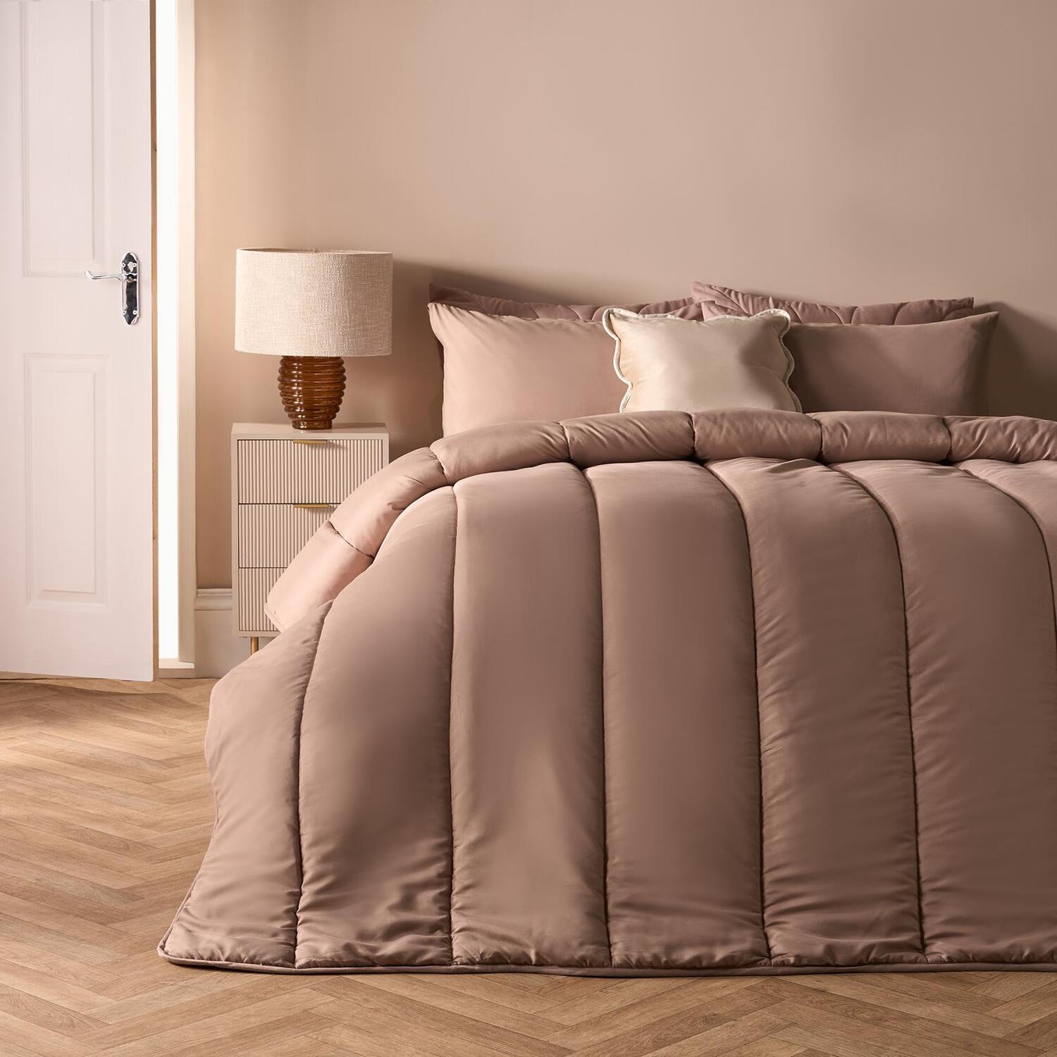 OHS Plain 10.5 TOG Coverless Duvet with Pillowcase Bedding Set in Natural | Size: Double