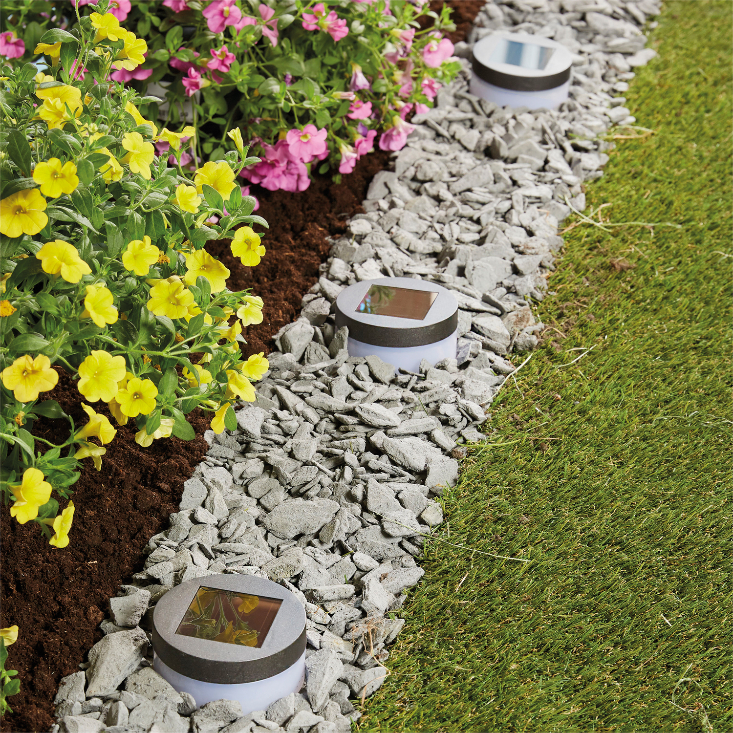 Luxform Outdoor Led Solar Lights For Garden/Paths/Drive Ways/Grass [4 Pack] - Image 3
