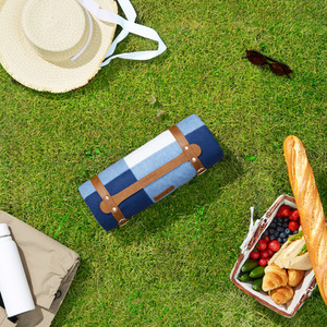 Navy / 180cm Picnic Blanket with Faux Leather Carry Handle shot 5183482