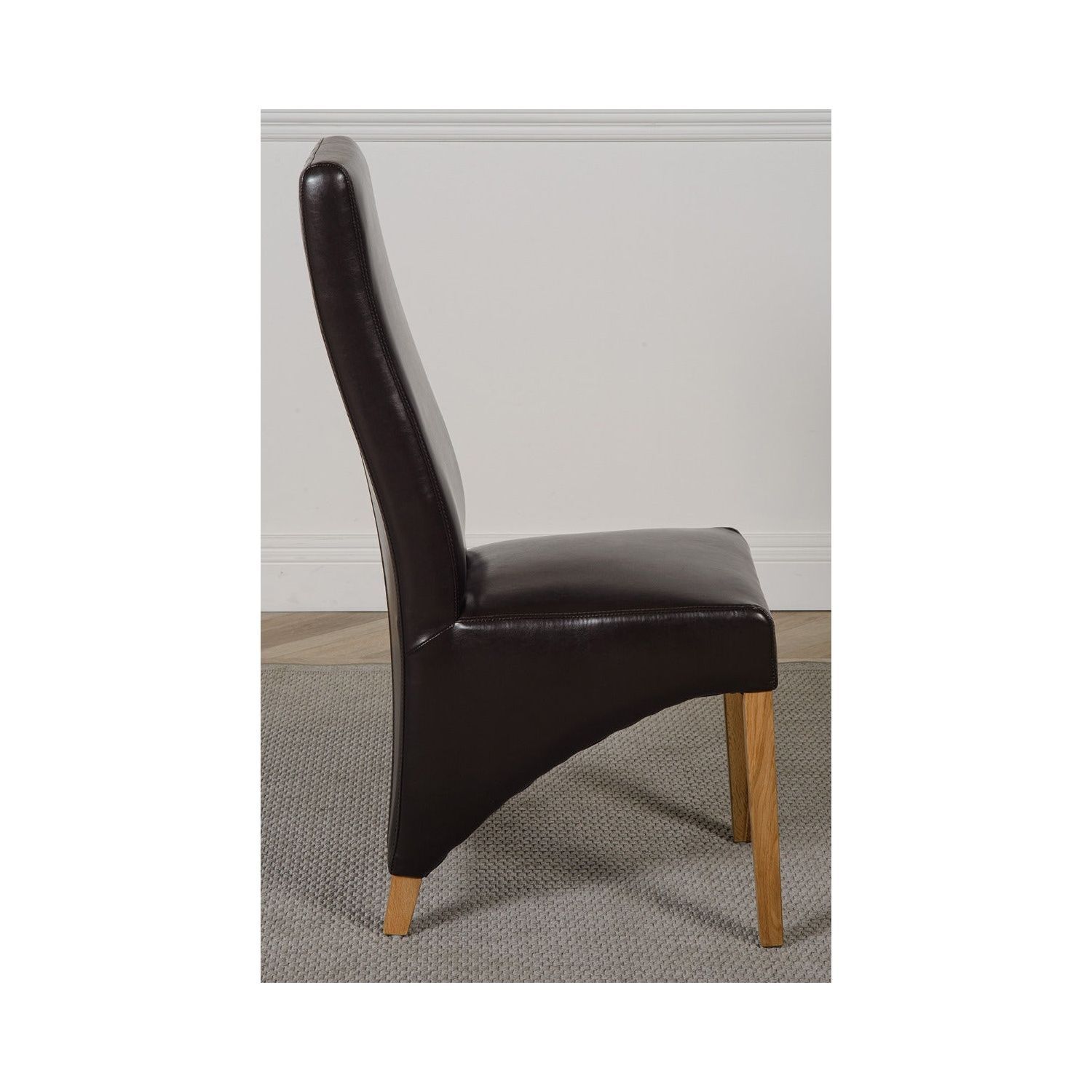 Richmond 140-220cm Oak Extending Dining Table and 8 Lola Leather Chairs