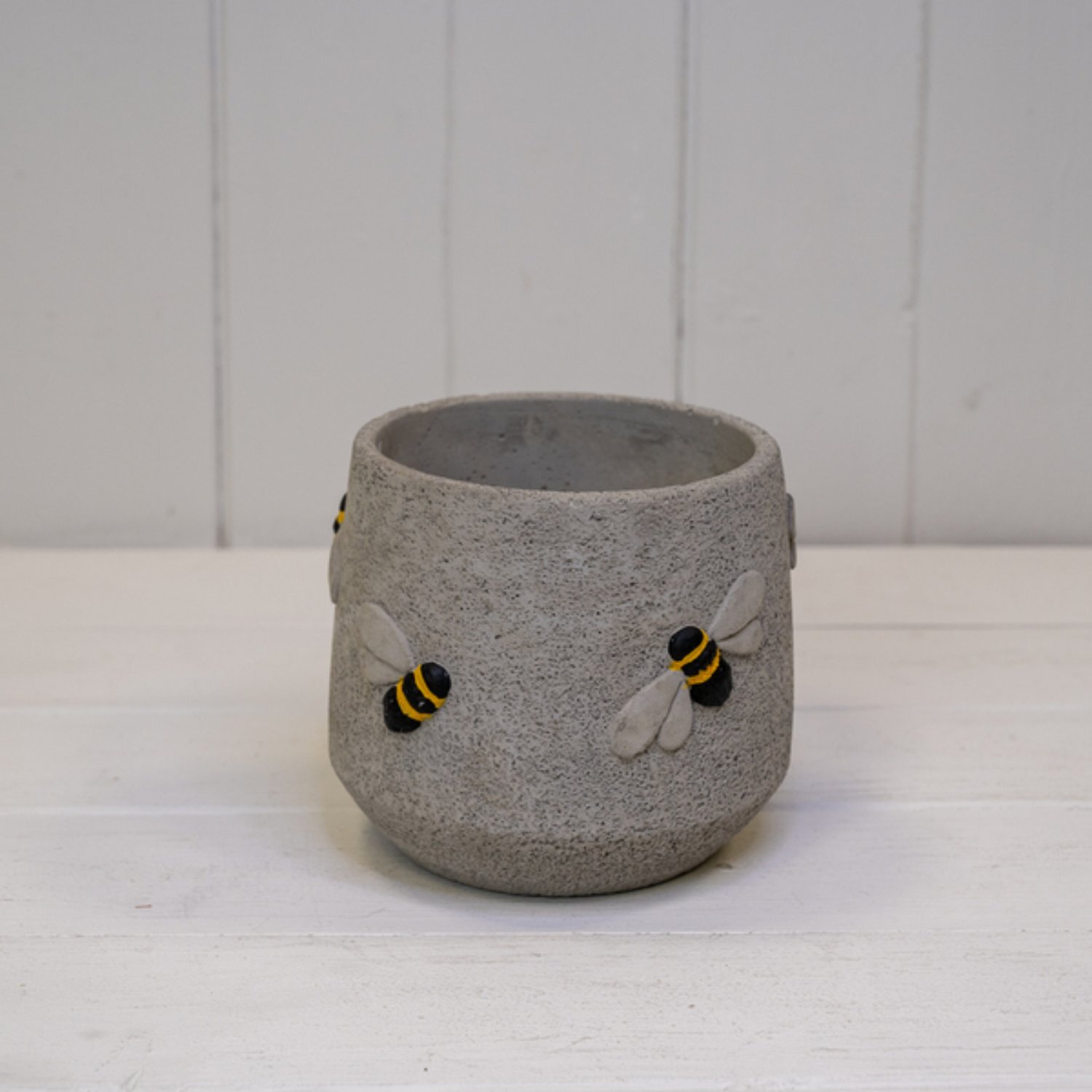 Kdmd Rustic Grey Cement Bee Planter - Grey