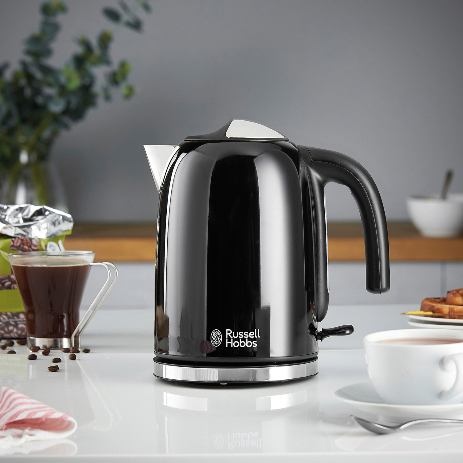 1.7L Colours Plus Kettle Black - Black