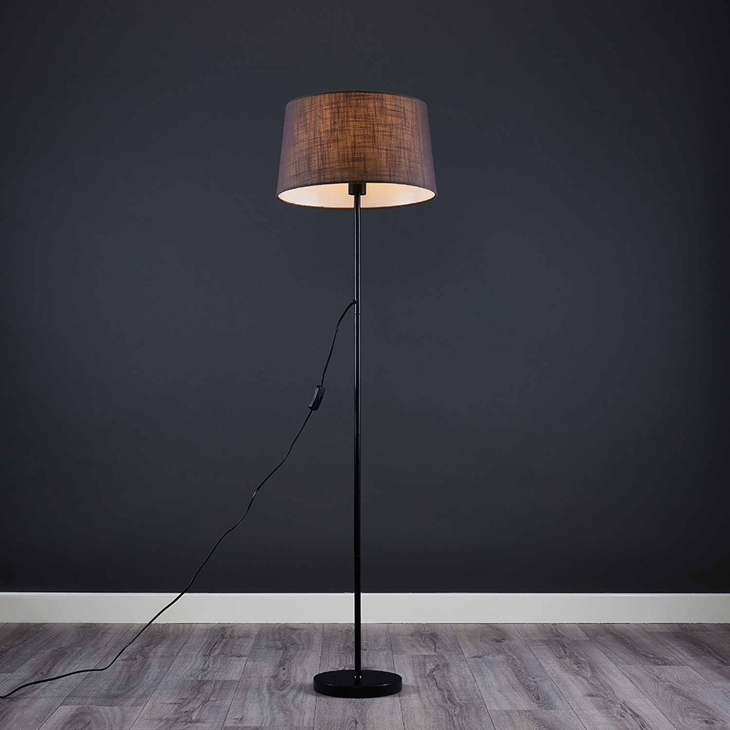 Image of Modern Floor Lamp In Black Metal&hellip;