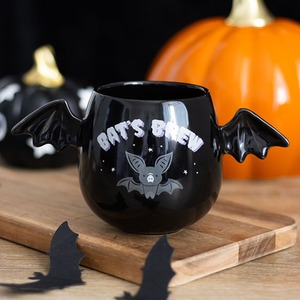 Ceramic Novelty Bat's Brew Bat Wing Mug