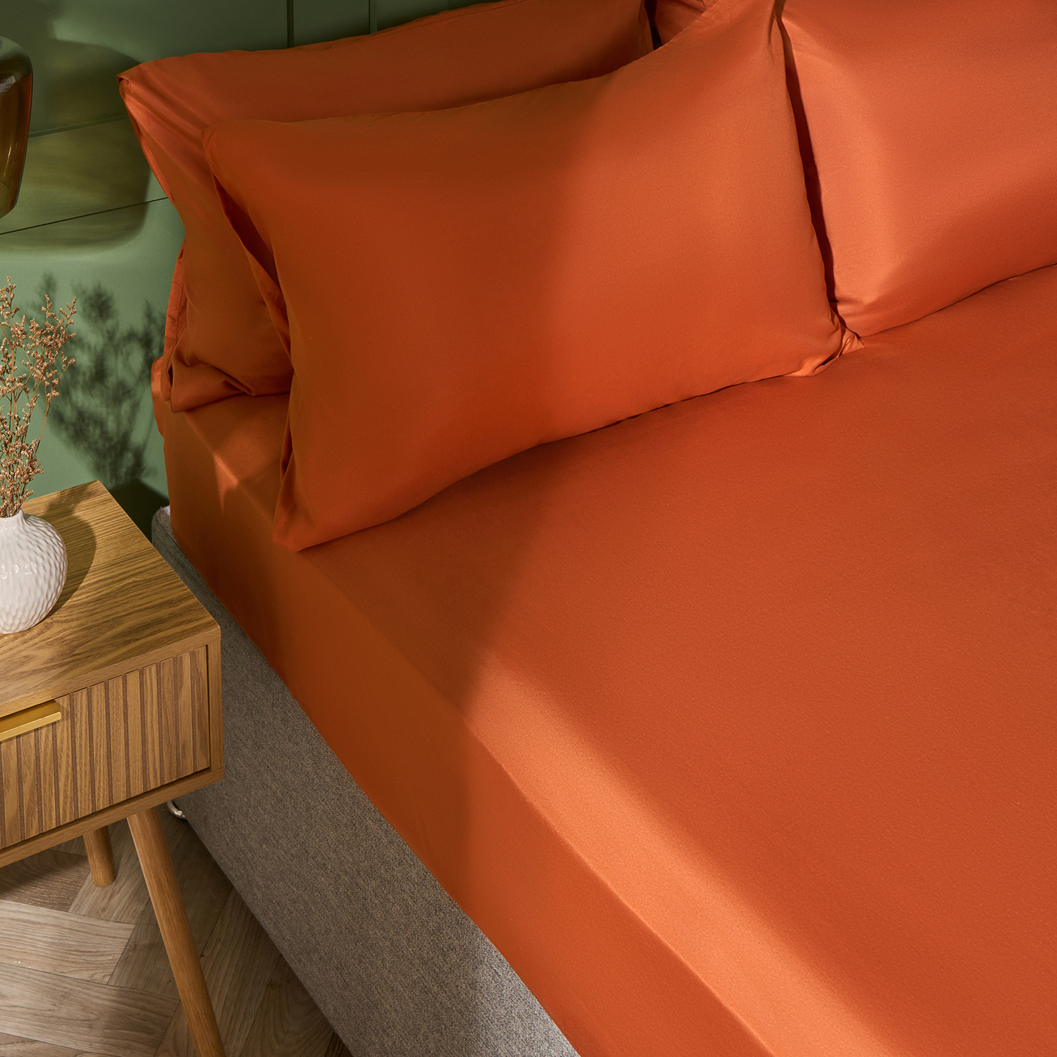 OHS Ultra Soft Microfibre Plain Fitted Bed Sheet in Burnt Orange | Size: Double